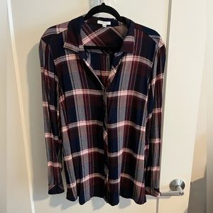 Maroon/navy button down top